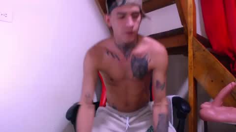 josue_linares online show from 12, 4, 2026