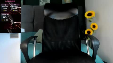 Jota Smith online show from 25, 2, 2026