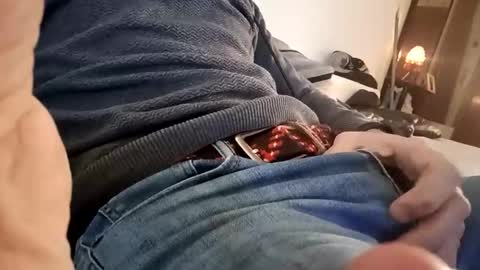 jovenduro84 online show from 3, 12, 2025