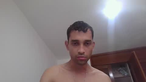 Snapshot of jovenvergonguapo09 chatting on 2, 12, 2025 Van Helsing online show from 2, 12, 2025