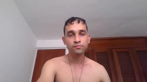 Snapshot of jovenvergonguapo09 chatting on 23, 6, 2026 Van Helsing online show from 23, 6, 2026