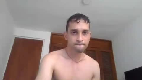 Snapshot of jovenvergonguapo09 chatting on 24, 6, 2026 Van Helsing online show from 24, 6, 2026