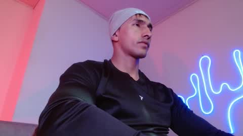  JOYLOPEZFIT online show from 20, 1, 2025