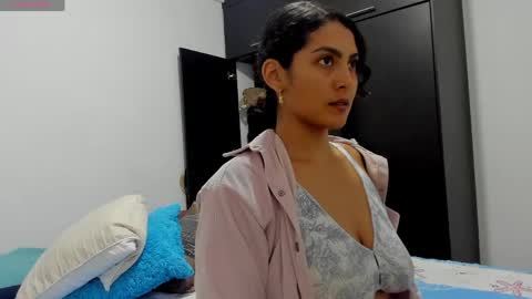 Snapshot of joyaoscura55 chatting on 7, 6, 2026 sofiaparker8 online show from 7, 6, 2026