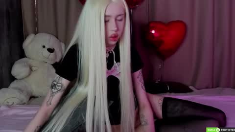 Snapshot of joybarker chatting on 25, 2, 2025 Joy Barker online show from 25, 2, 2025