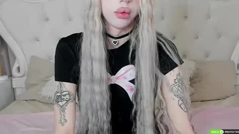 Snapshot of joybarker chatting on 10, 11, 2025 Joy Barker online show from 10, 11, 2025