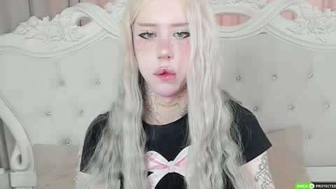 Snapshot of joybarker chatting on 11, 11, 2025 Joy Barker online show from 11, 11, 2025