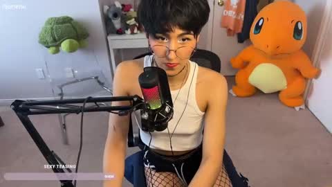 Snapshot of joystickjackie chatting on 15, 12, 2025 Jackie Joy online show from 15, 12, 2025