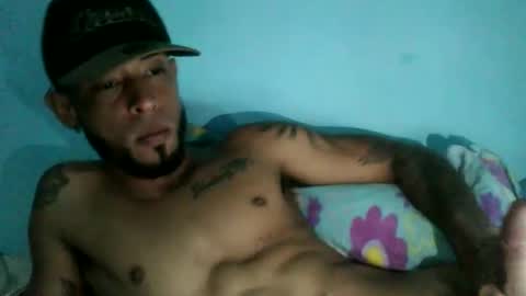 jpineda97 online show from 24, 2, 2026