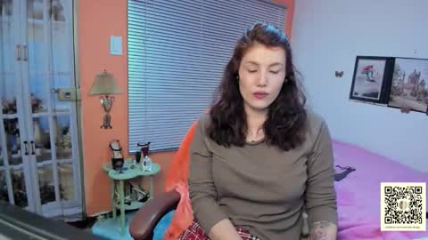 Snapshot of jrcami chatting on 5, 10, 2025 Camila Buitrago online show from 5, 10, 2025