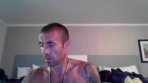 jrizzle1111 online show from 23, 4, 2026