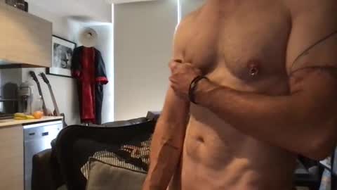 Snapshot of jrocket2 chatting on 15, 11, 2025 jrocket2 online show from 15, 11, 2025