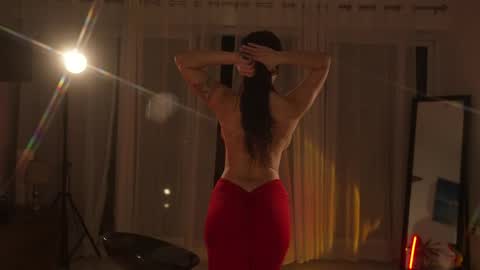 Jennifer Diaz online show from 30, 5, 2026