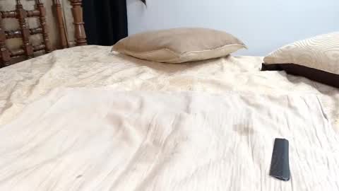    online show from 7, 2, 2025