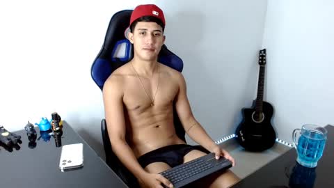 JuanDa online show from 19, 12, 2024