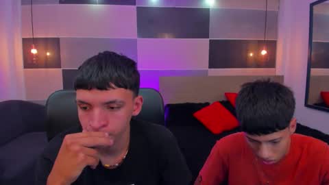 JuanSteven online show from 4, 12, 2024