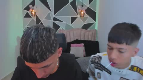 Snapshot of juan_nd_steven chatting on 14, 1, 2026 JuanSteven online show from 14, 1, 2026