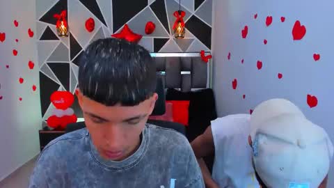 Snapshot of juan_nd_steven chatting on 25, 2, 2026 JuanSteven online show from 25, 2, 2026