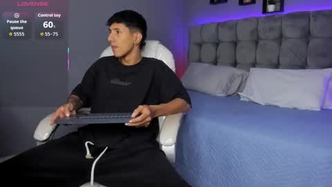 Snapshot of juan_zabala chatting on 2, 10, 2025 Juan online show from 2, 10, 2025