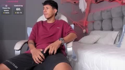 Snapshot of juan_zabala chatting on 17, 10, 2025 Juan online show from 17, 10, 2025