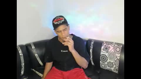 Snapshot of juanbigcock21cm chatting on 27, 4, 2026 juan jose online show from 27, 4, 2026