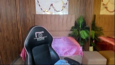 JUANITA online show from 1, 4, 2026