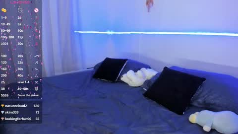 Blue online show from 21, 2, 2025