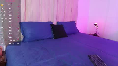 Blue online show from 17, 9, 2025