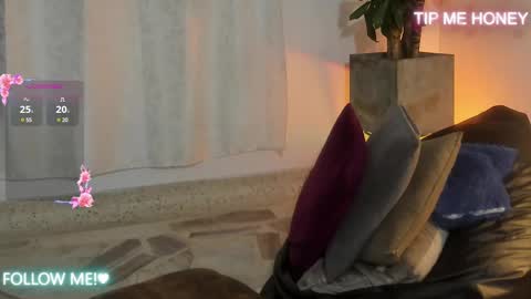 Snapshot of juanmiiss chatting on 13, 2, 2025 Juan Miguel online show from 13, 2, 2025