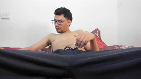 juansuarez204 online show from 14, 4, 2026