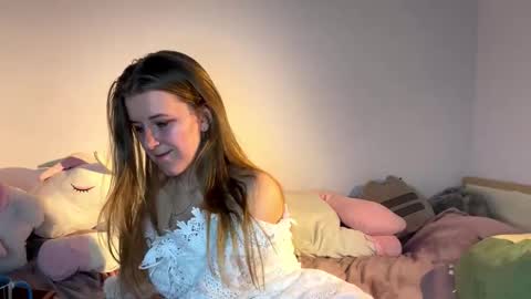 Snapshot of judieswales chatting on 15, 12, 2025 Gera online show from 15, 12, 2025