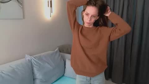 Snapshot of judithmiles chatting on 4, 12, 2025 Emma online show from 4, 12, 2025