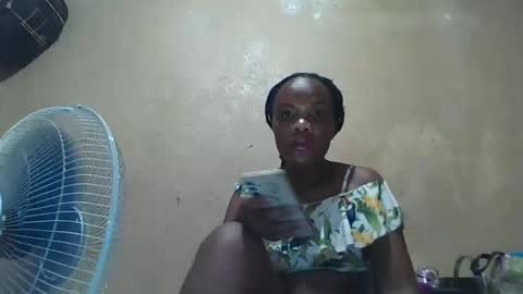 juice_petite3 online show from 25, 2, 2025