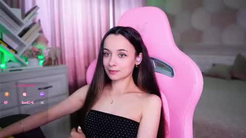 Angelina online show from 28, 6, 2026
