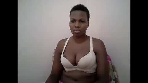 Snapshot of juicy_bella2 chatting on 16, 9, 2025 juicy_bella2 online show from 16, 9, 2025