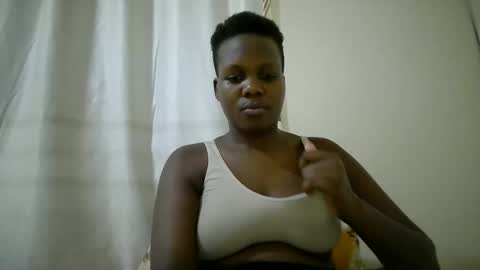 Snapshot of juicy_bella2 chatting on 18, 10, 2025 juicy_bella2 online show from 18, 10, 2025