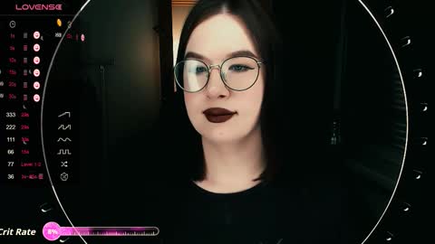 Snapshot of juicy_burrito chatting on 9, 11, 2025 Bella online show from 9, 11, 2025