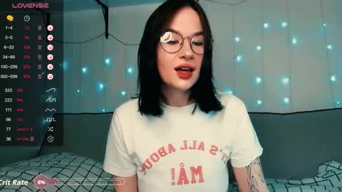 Snapshot of juicy_burrito chatting on 22, 11, 2025 Bella online show from 22, 11, 2025