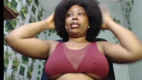 Snapshot of juicy_gold22 chatting on 9, 2, 2025 Mariagold online show from 9, 2, 2025