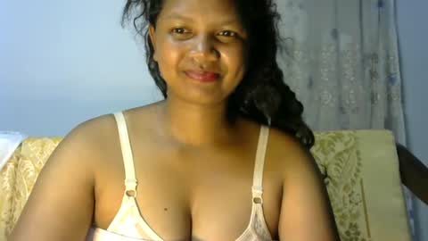 stellah online show from 30, 10, 2025