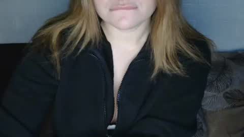 juicycherry99 online show from 3, 12, 2024