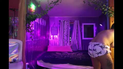 Snapshot of juicyjayxxx69 chatting on 8, 11, 2025 juicyjayxxx69 online show from 8, 11, 2025