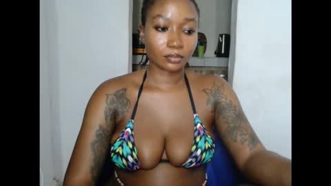 juicyxpink online show from 27, 11, 2025