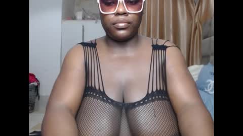 juicyxxxboobs online show from 10, 1, 2026