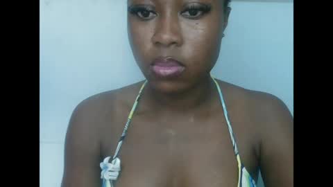 Snapshot of juicyyxboobs chatting on 13, 5, 2026 juicyyxboobs online show from 13, 5, 2026