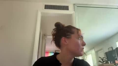 juicy jay online show from 22, 7, 2026