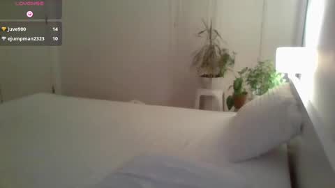 Snapshot of jujubaeu chatting on 27, 2, 2025 Juju online show from 27, 2, 2025