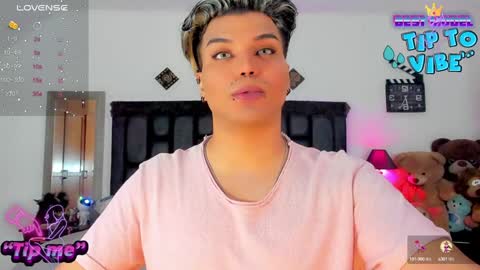 Snapshot of jujubee_lander chatting on 9, 12, 2024 Jujubee online show from 9, 12, 2024