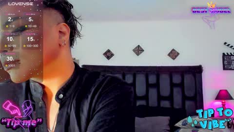 Snapshot of jujubee_lander chatting on 20, 1, 2025 Jujubee online show from 20, 1, 2025