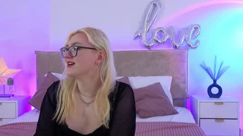 Jules Nightt online show from 10, 4, 2026